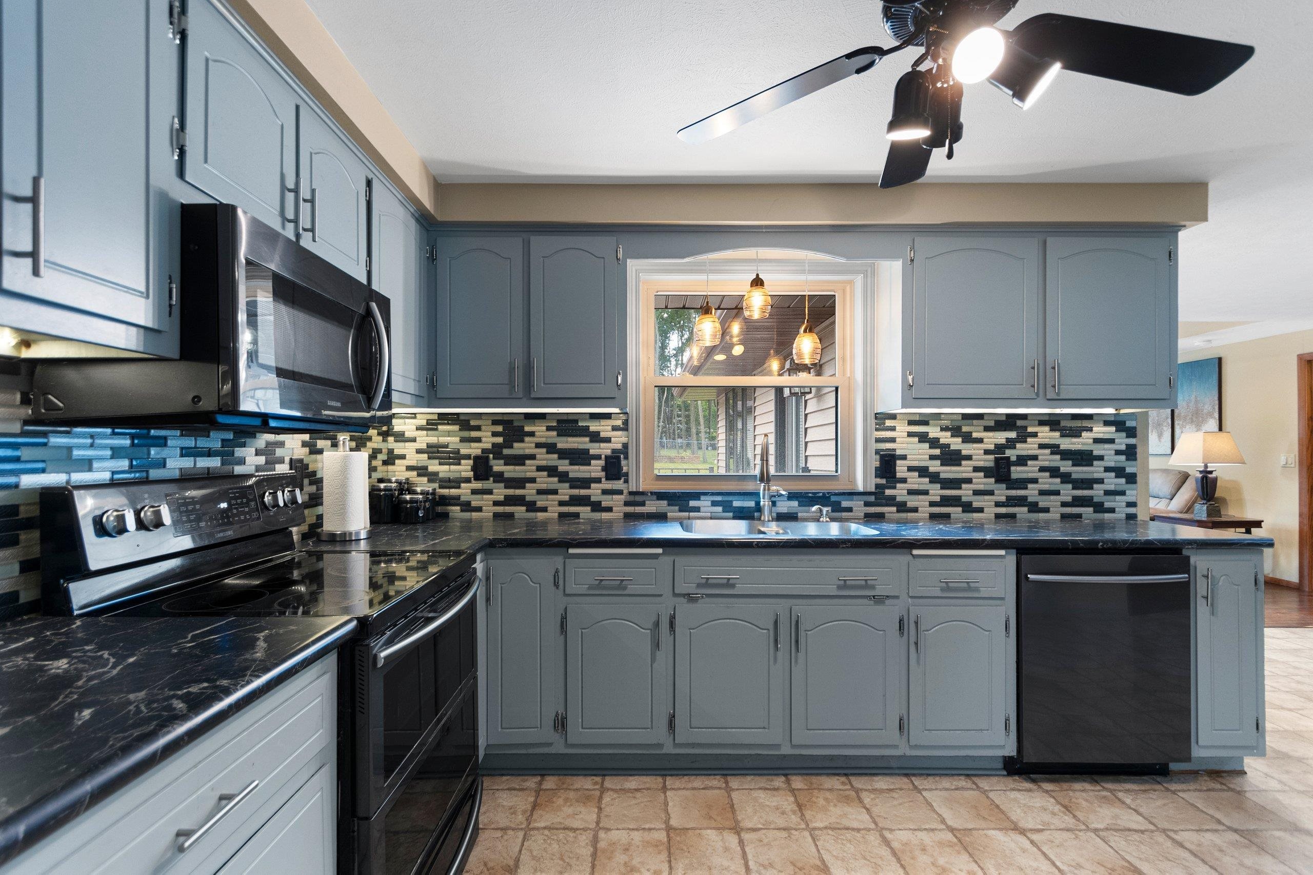 2439 West Point Road Green Bay, WI 54304 - Photo 21 of 79