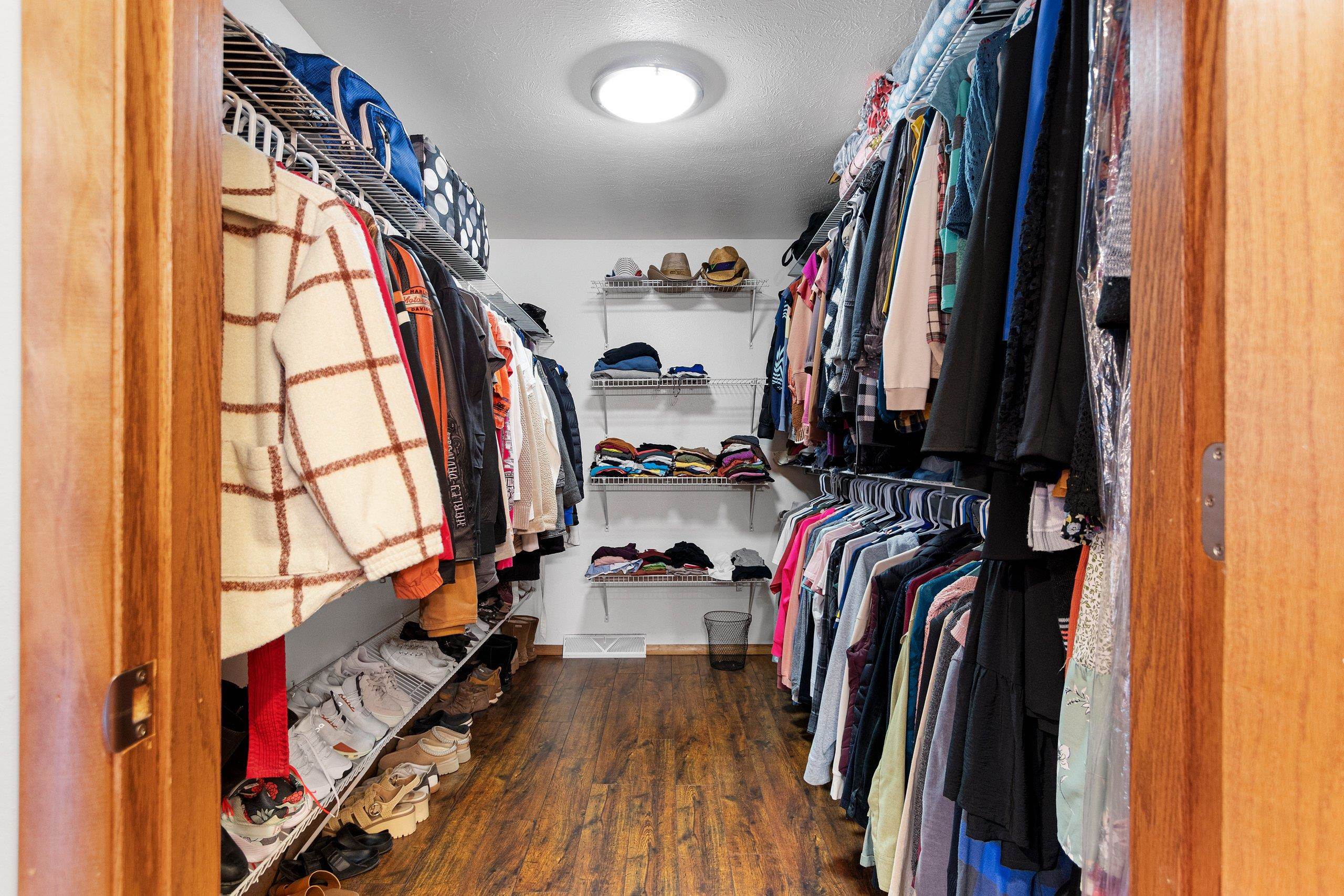 2439 West Point Road Green Bay, WI 54304 - Photo 32 of 79