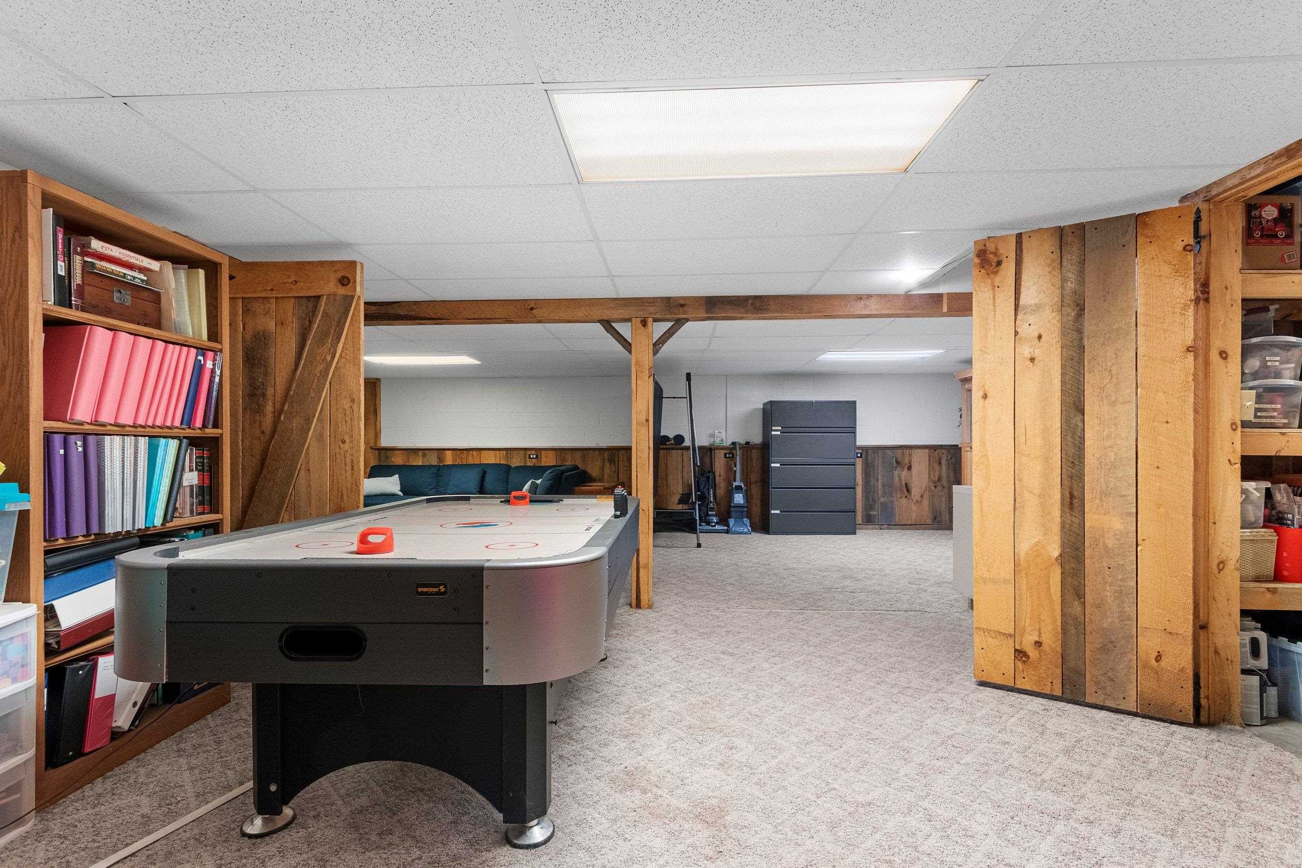 2439 West Point Road Green Bay, WI 54304 - Photo 45 of 79