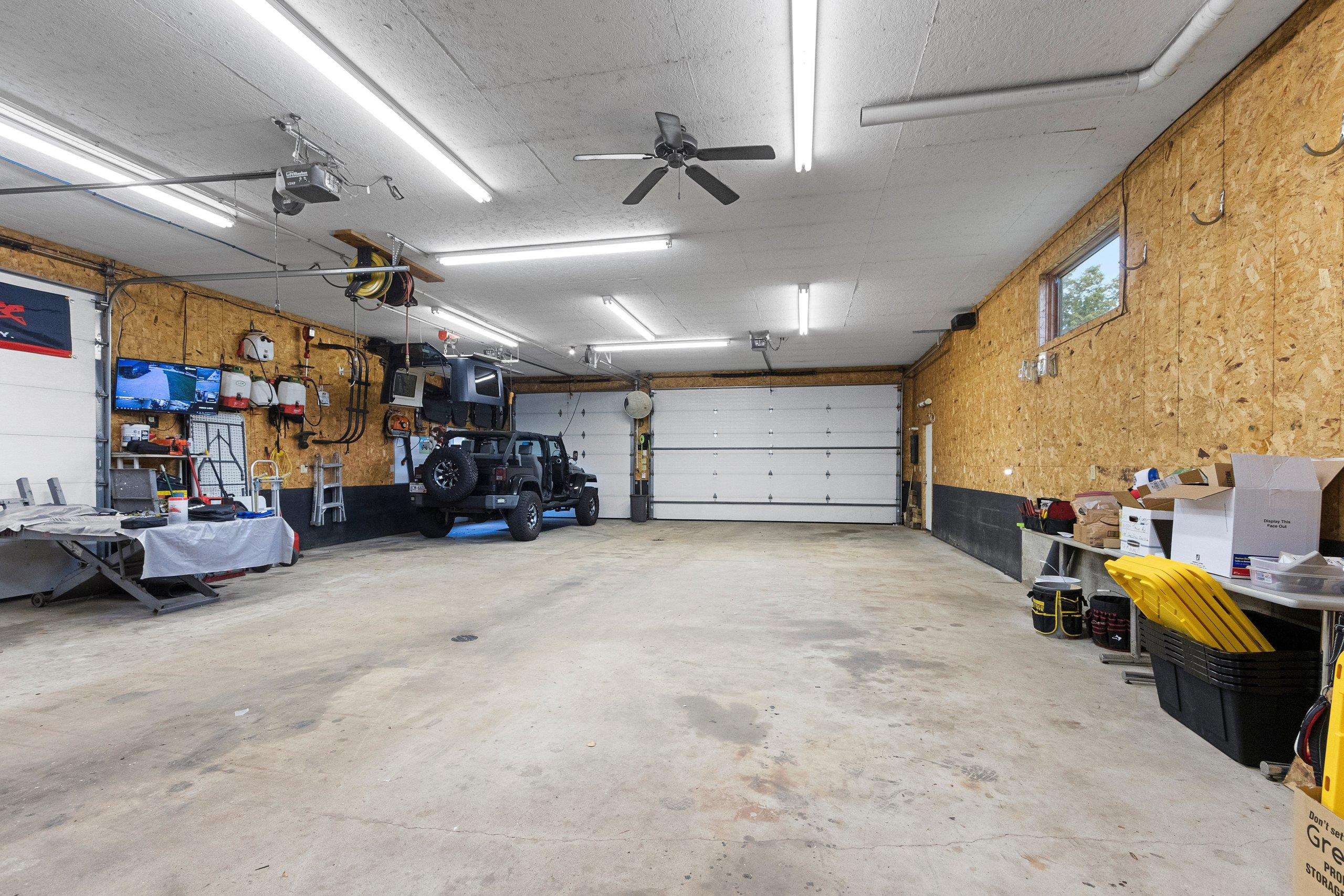 2439 West Point Road Green Bay, WI 54304 - Photo 53 of 79