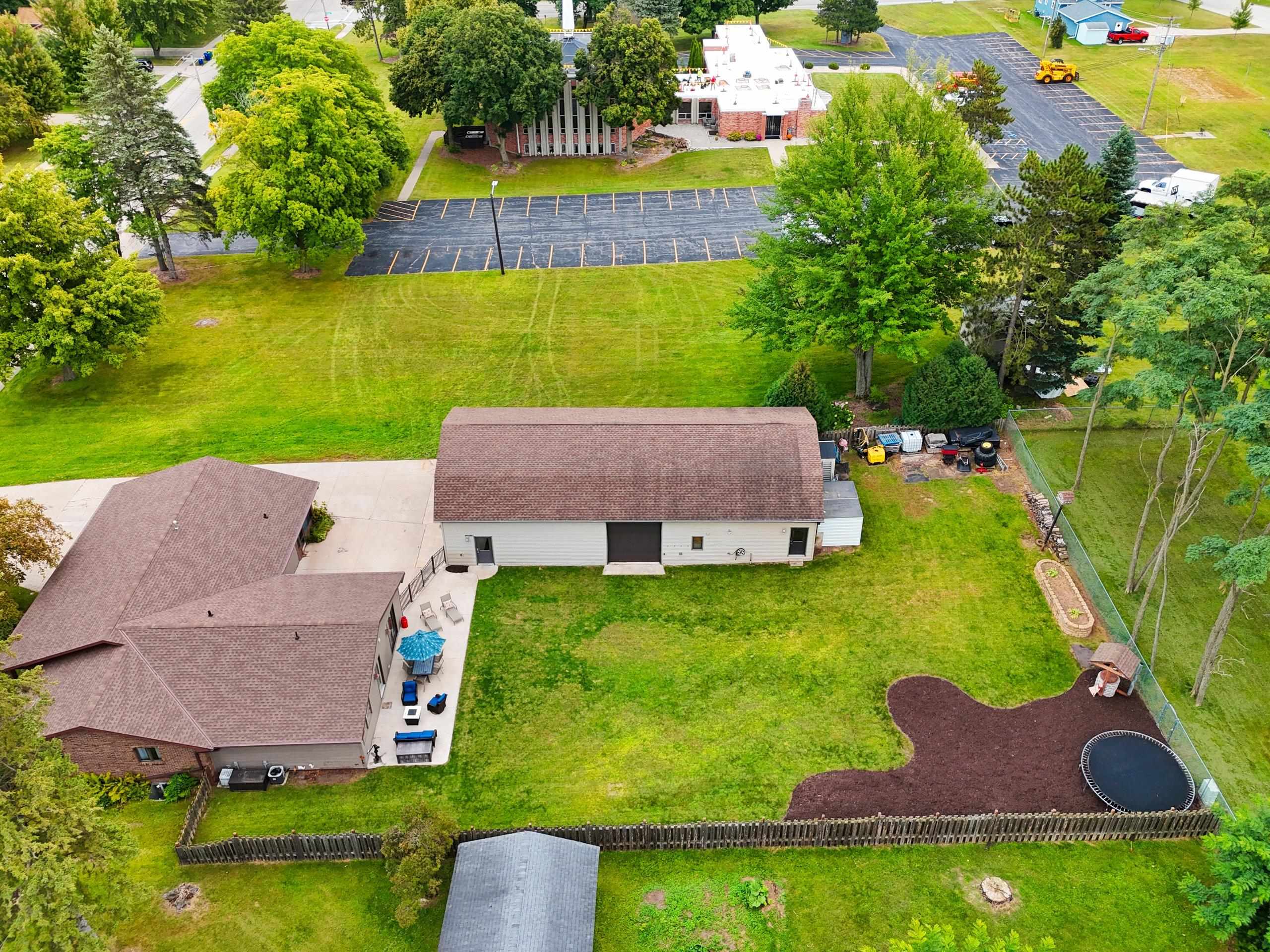 2439 West Point Road Green Bay, WI 54304 - Photo 63 of 79