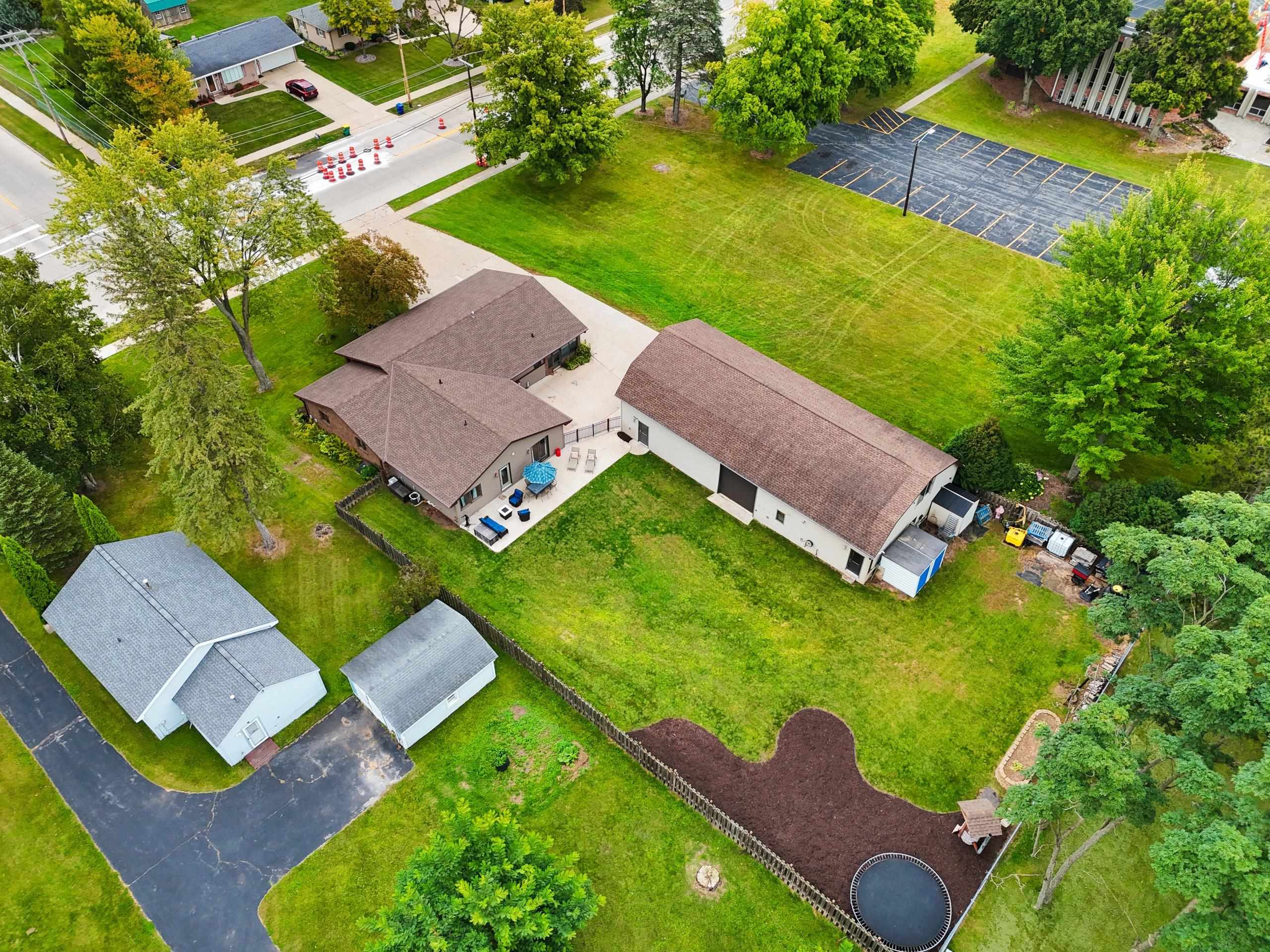 2439 West Point Road Green Bay, WI 54304 - Photo 64 of 79