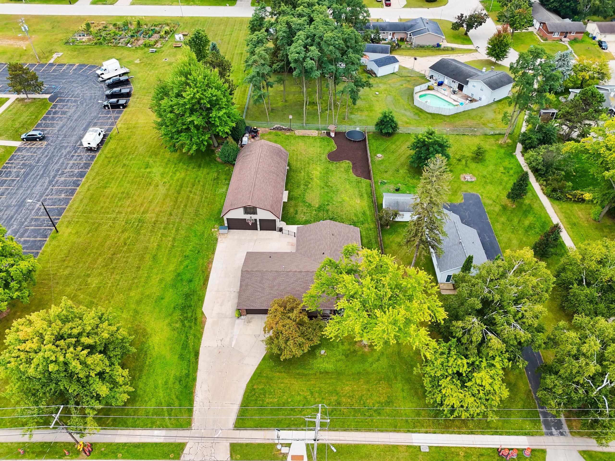 2439 West Point Road Green Bay, WI 54304 - Photo 67 of 79