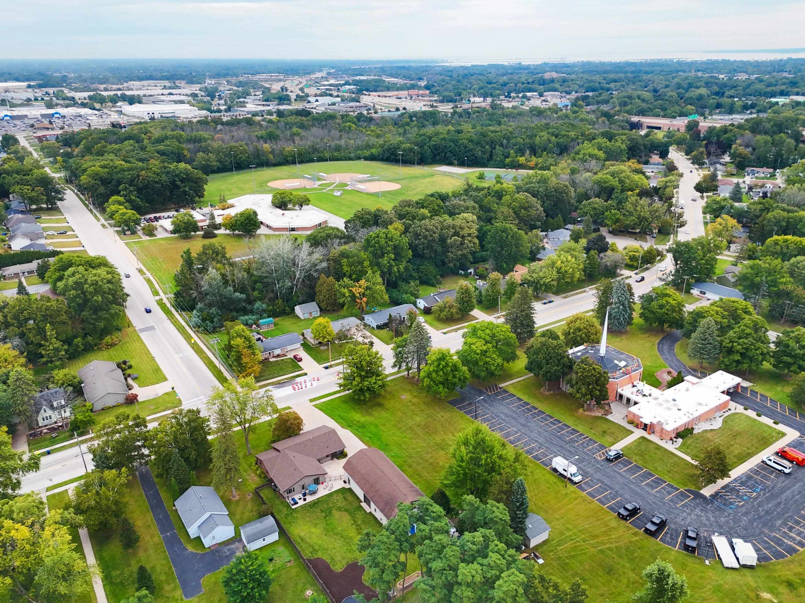 2439 West Point Road Green Bay, WI 54304 - Photo 73 of 79