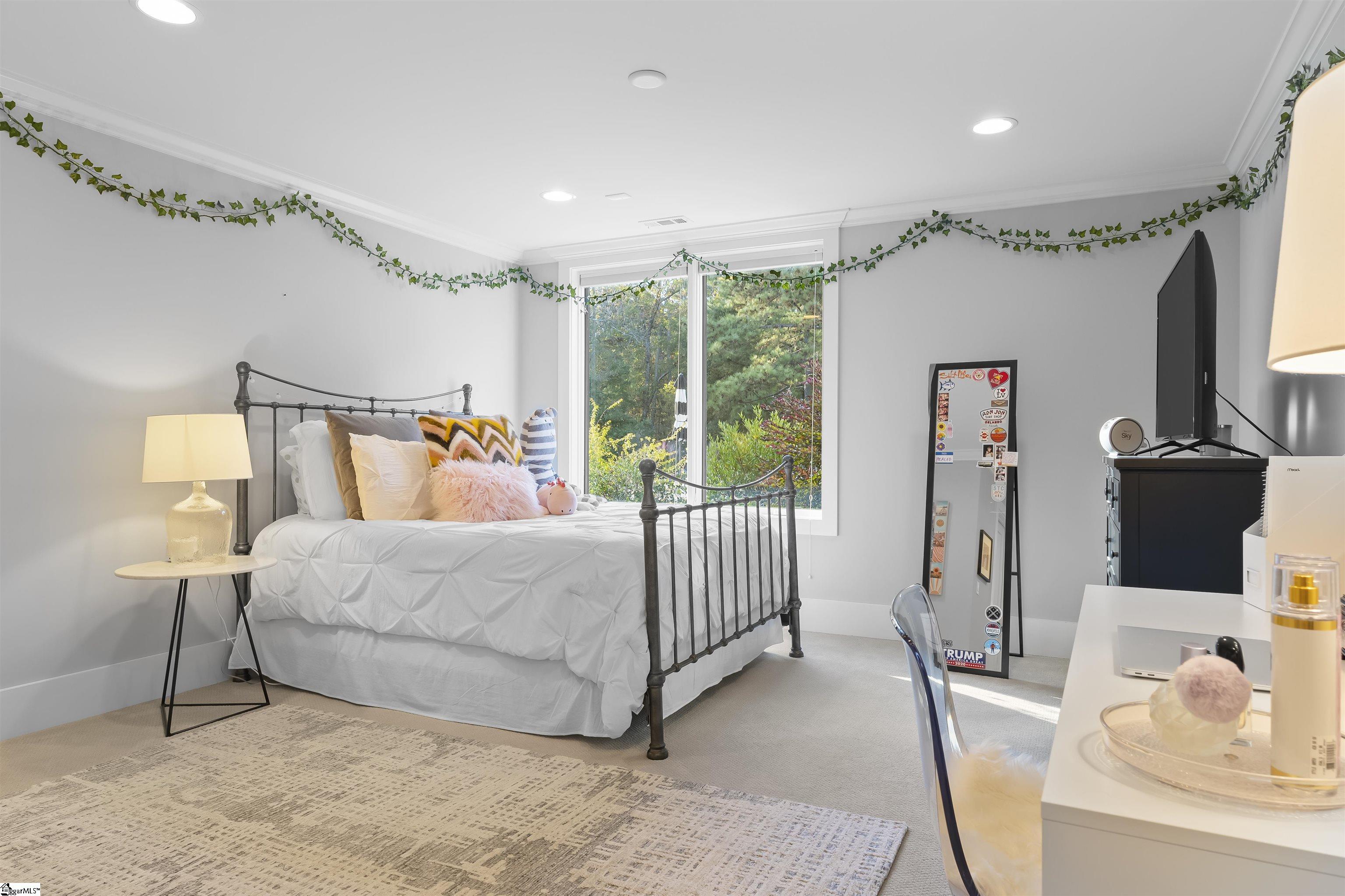 410 State Rd S-42-593 Greer, SC 29651 - Photo 31 of 36 Ideal In-Law Au Paire Suite