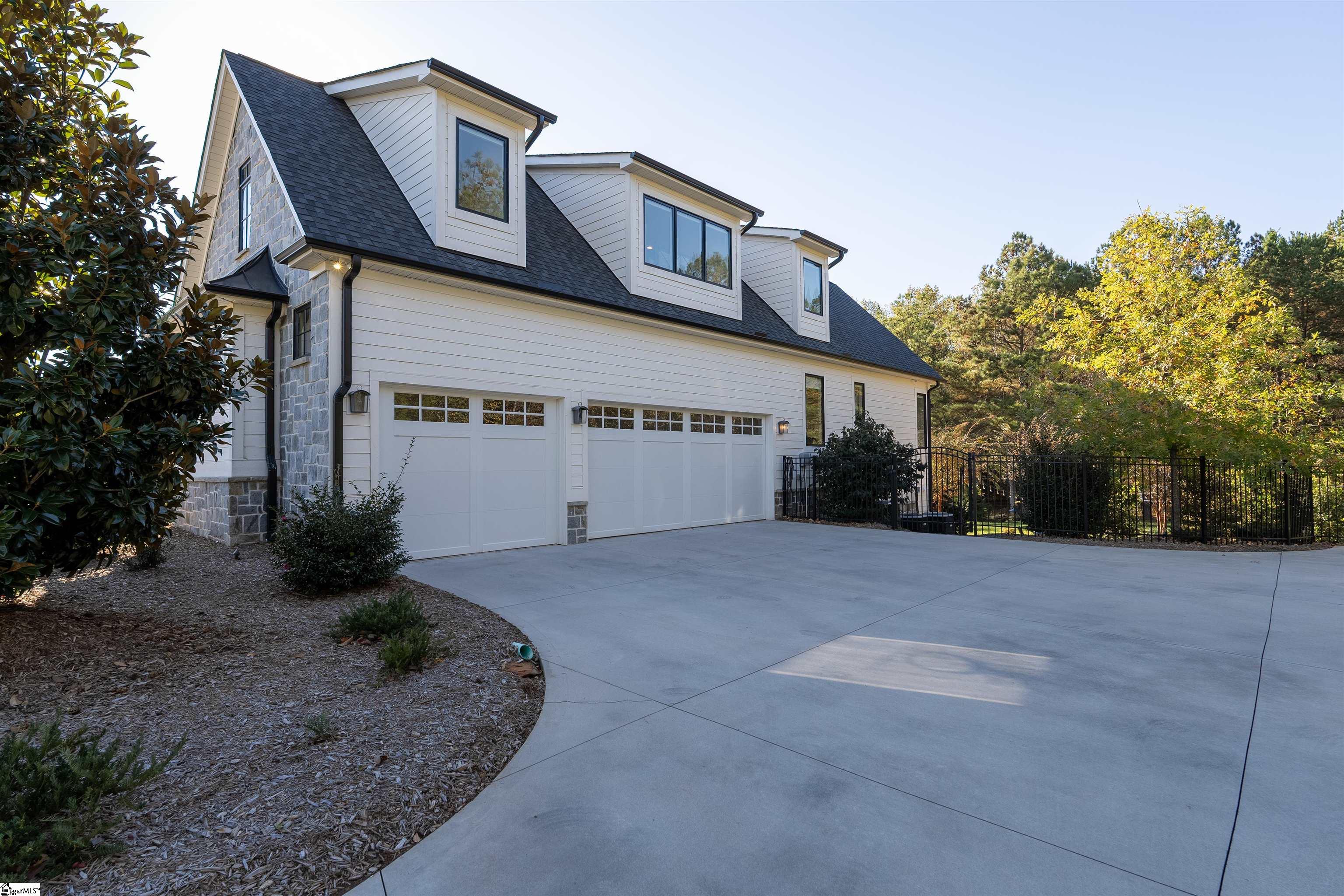 410 State Rd S-42-593 Greer, SC 29651 - Photo 36 of 36 With Abundant Storage