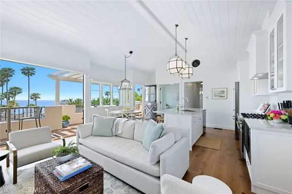 $15,000 | 360 Cliff Laguna Beach, Laguna Beach, CA 92651