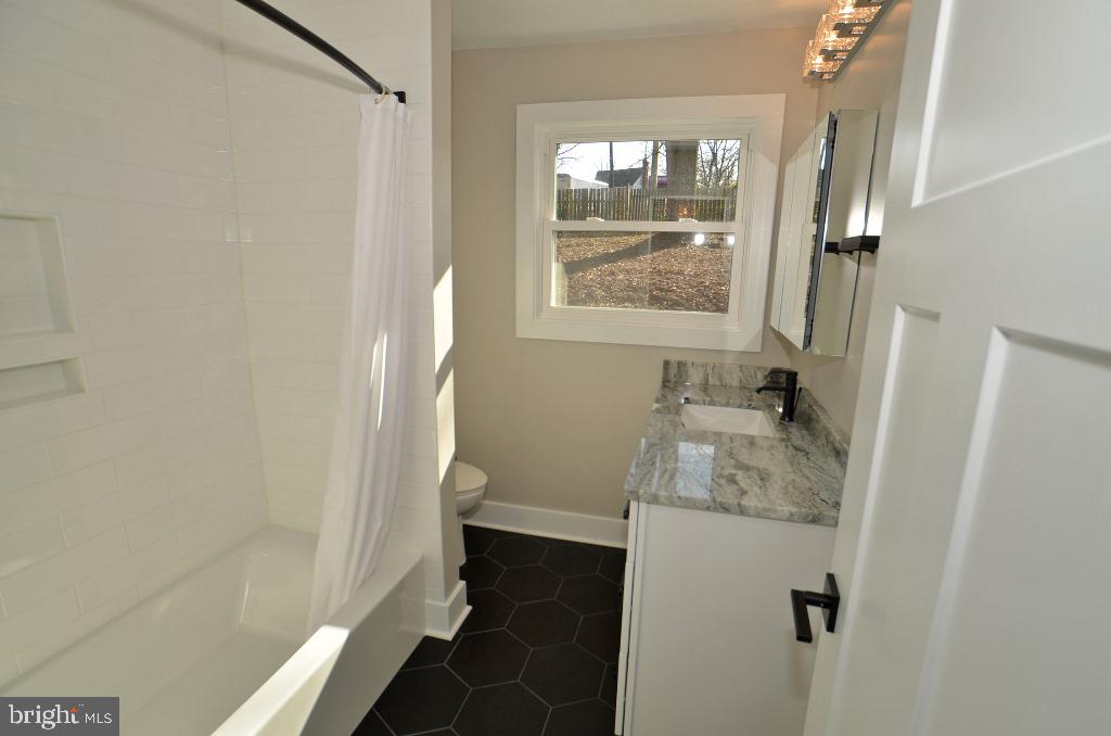 6121 Montrose Road Cheverly, MD 20785 - Photo 22 of 46 Full Bath Hall