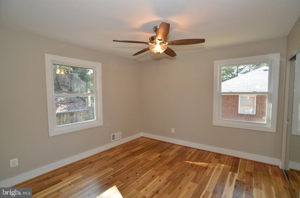 6121 Montrose Road Cheverly, MD 20785 - Photo 25 of 46 Beddroom 3