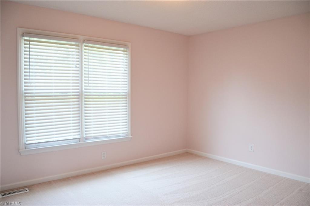 2620 Northfork Terrace High Point, NC 27265 - Photo 24 of 31 Gallery Image 24