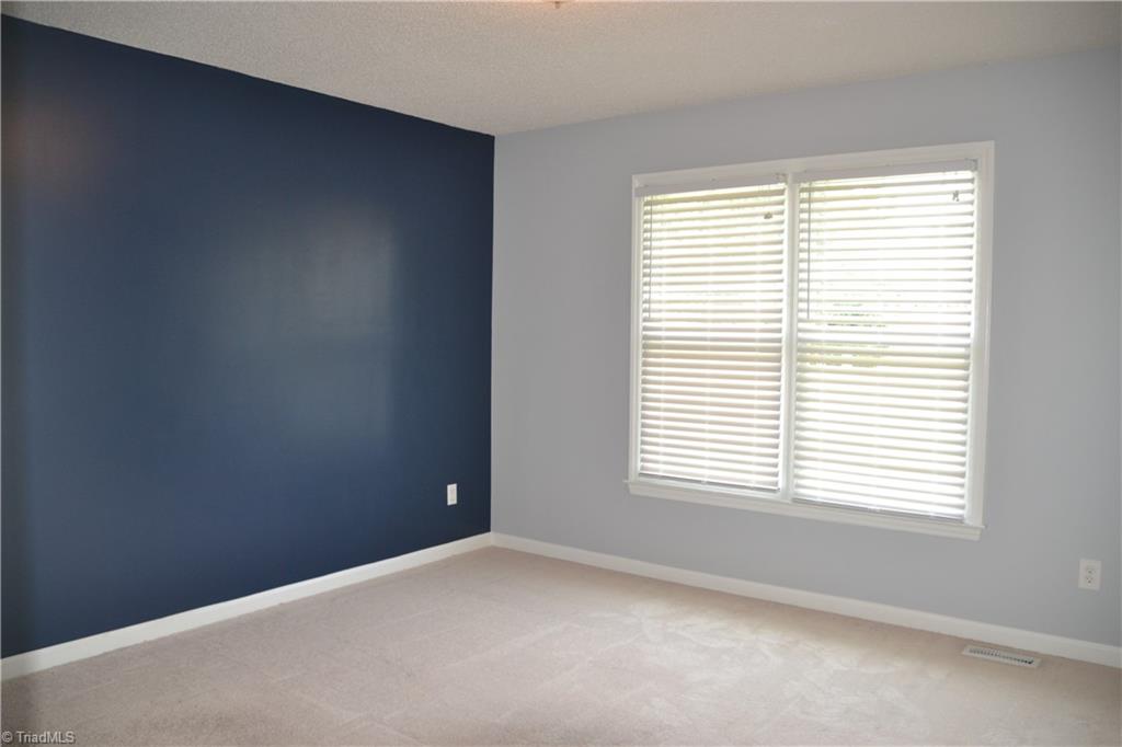 2620 Northfork Terrace High Point, NC 27265 - Photo 27 of 31 Gallery Image 27