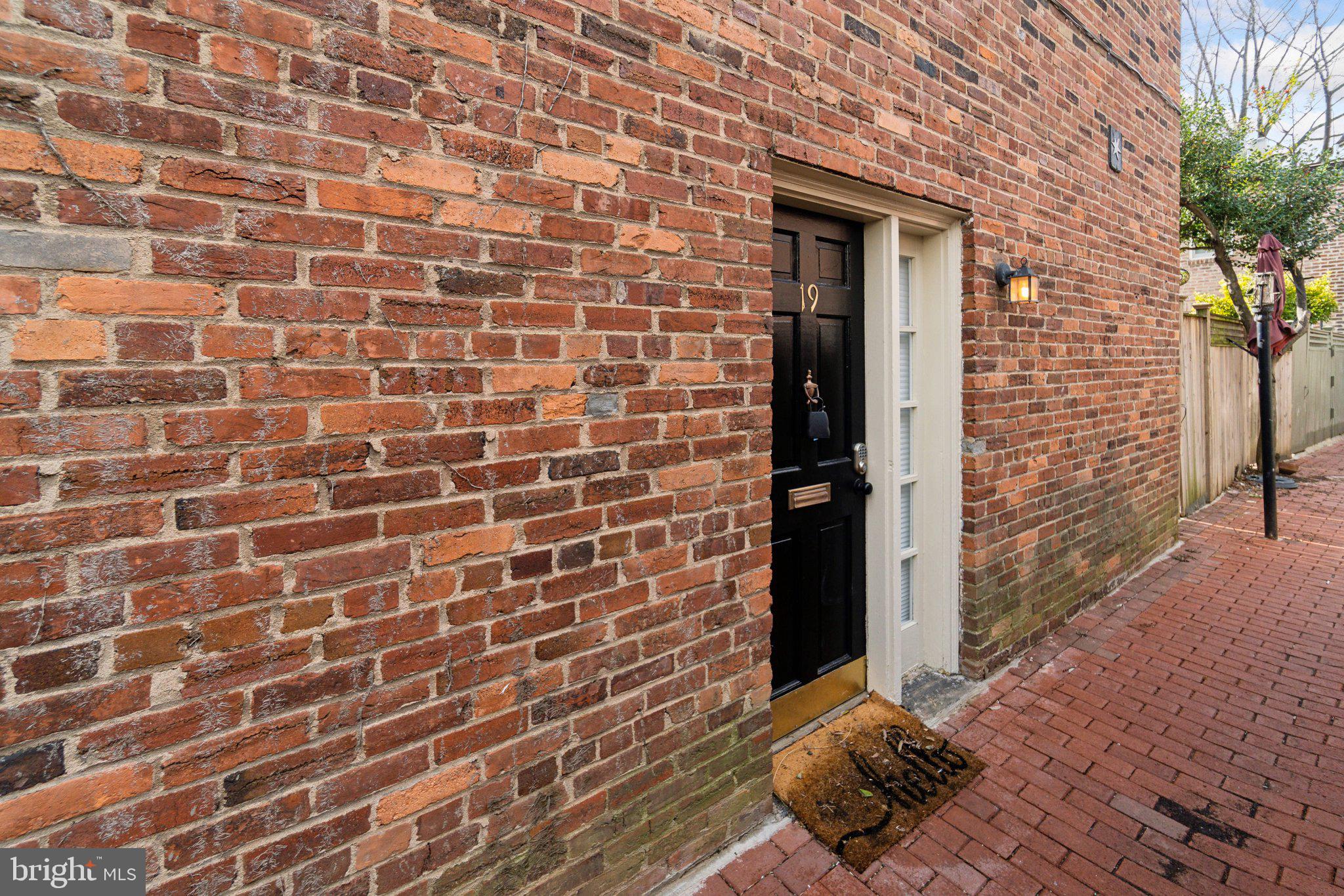 19 Snows Court Northwest Washington, DC 20037 - Photo 15 of 21 a view of a brick wall
