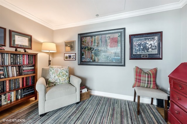 21 East Huron Street, Unit 3802 Chicago, IL 60611 - Photo 8 of 21