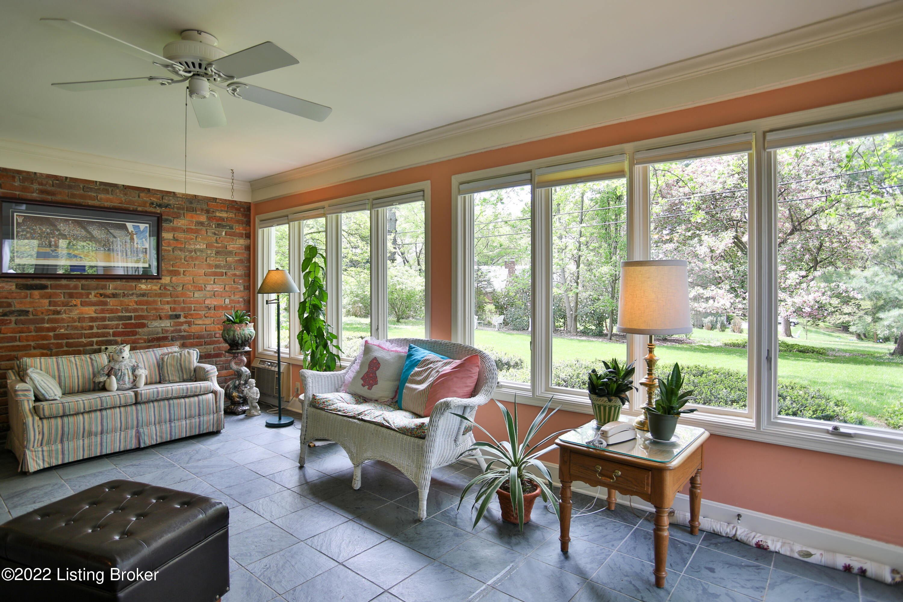 2208 Merrick Road Louisville, KY 40207 - Photo 11 of 35 Sunroom