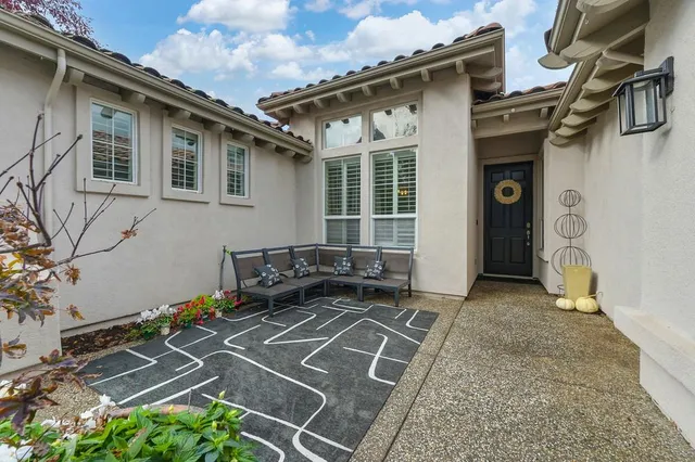 $919,000 | 1408 Grey Owl Circle, Roseville, CA 95661