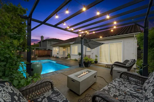 $919,000 | 1408 Grey Owl Circle, Roseville, CA 95661