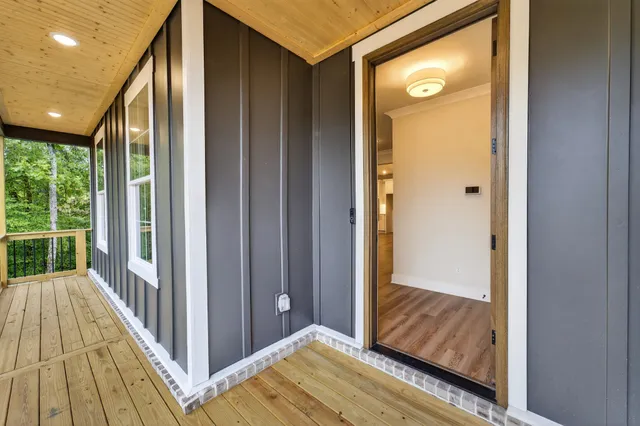 $950,000 | 1584 Frye Road, Columbia, TN 38401