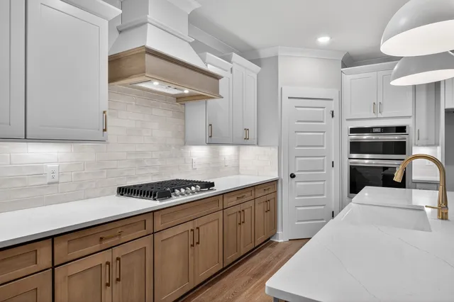 $950,000 | 1584 Frye Road, Columbia, TN 38401