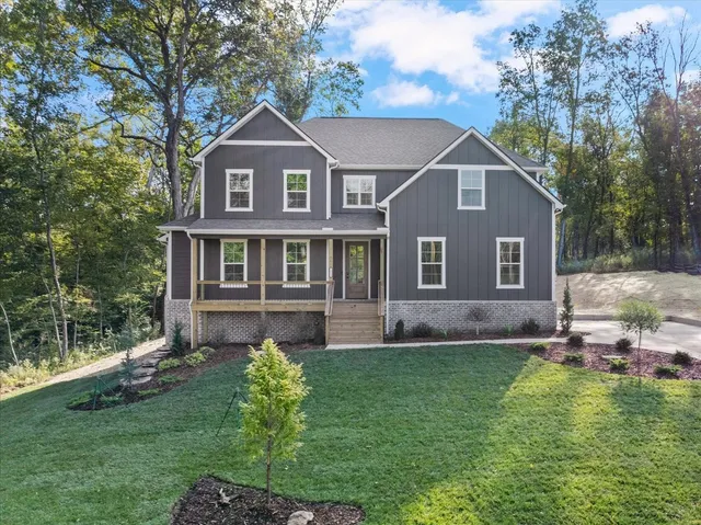 $950,000 | 1584 Frye Road, Columbia, TN 38401