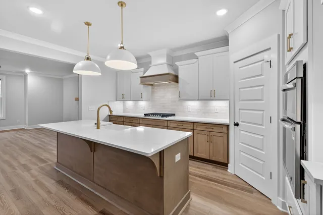 $950,000 | 1584 Frye Road, Columbia, TN 38401