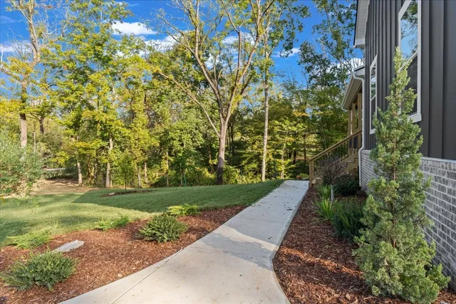 $950,000 | 1584 Frye Road, Columbia, TN 38401