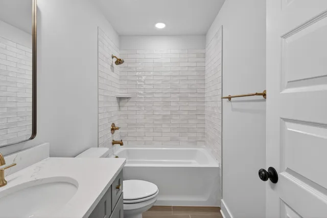 $950,000 | 1584 Frye Road, Columbia, TN 38401