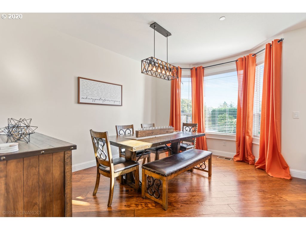 461 Southwest Park Street Camas, WA 98607 - Photo 11 of 32 Gallery Image 11