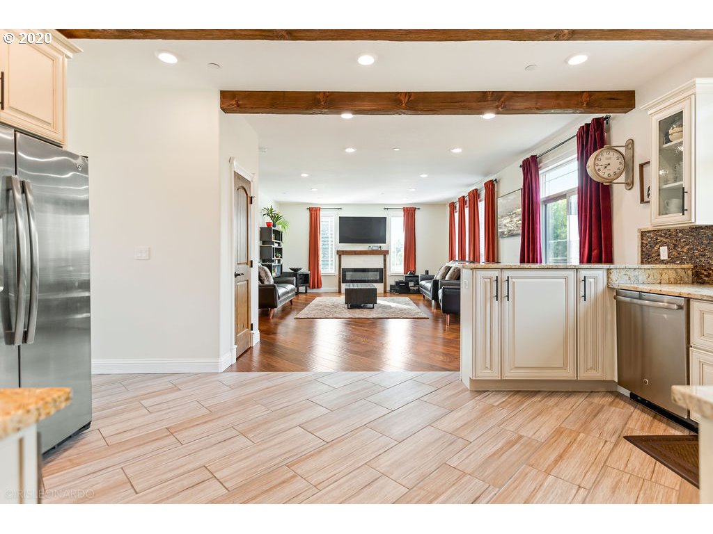 461 Southwest Park Street Camas, WA 98607 - Photo 9 of 32 Gallery Image 9