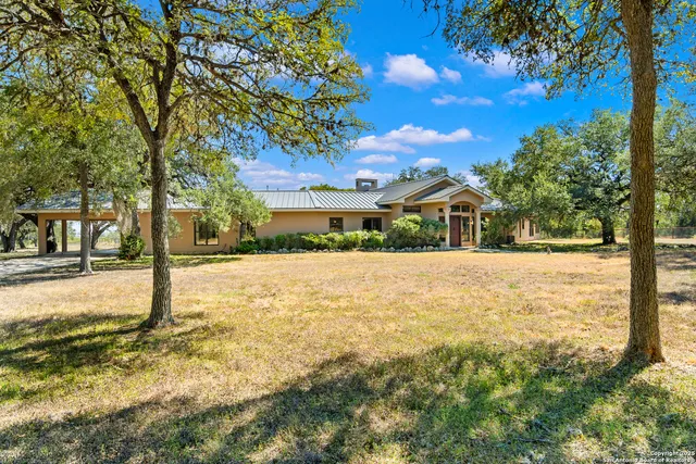 $2,500,000 | 4025 Marion Road, Marion, TX 78124