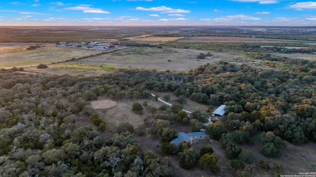 $2,500,000 | 4025 Marion Road, Marion, TX 78124