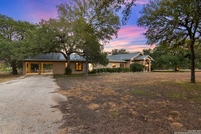 $2,500,000 | 4025 Marion Road, Marion, TX 78124