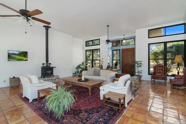 $2,500,000 | 4025 Marion Road, Marion, TX 78124