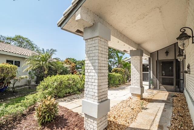 19527 Sea Pines Way Boca Raton, FL 33498 - Photo 10 of 18 FRONT 2