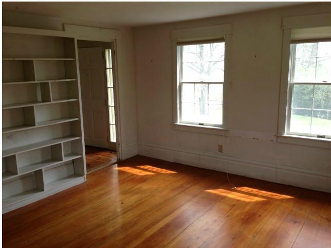 54 Fir Hollow Road Pemaquid, ME 04558 - Photo 7 of 12 Den/Family/Great Room.