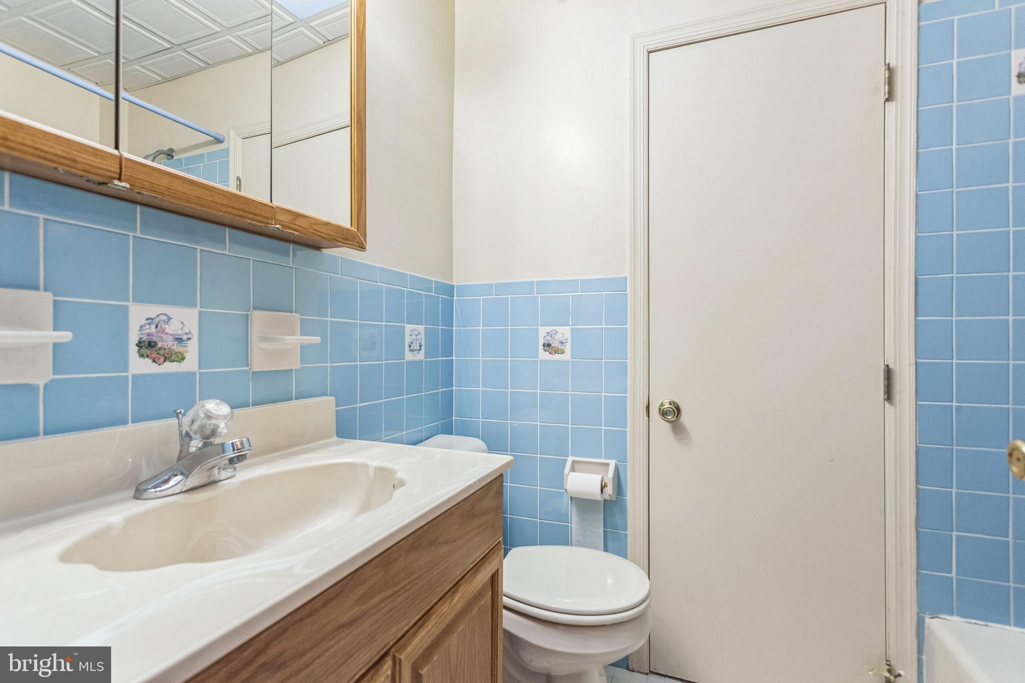 628 Gerhard Street Philadelphia, PA 19128 - Photo 18 of 27