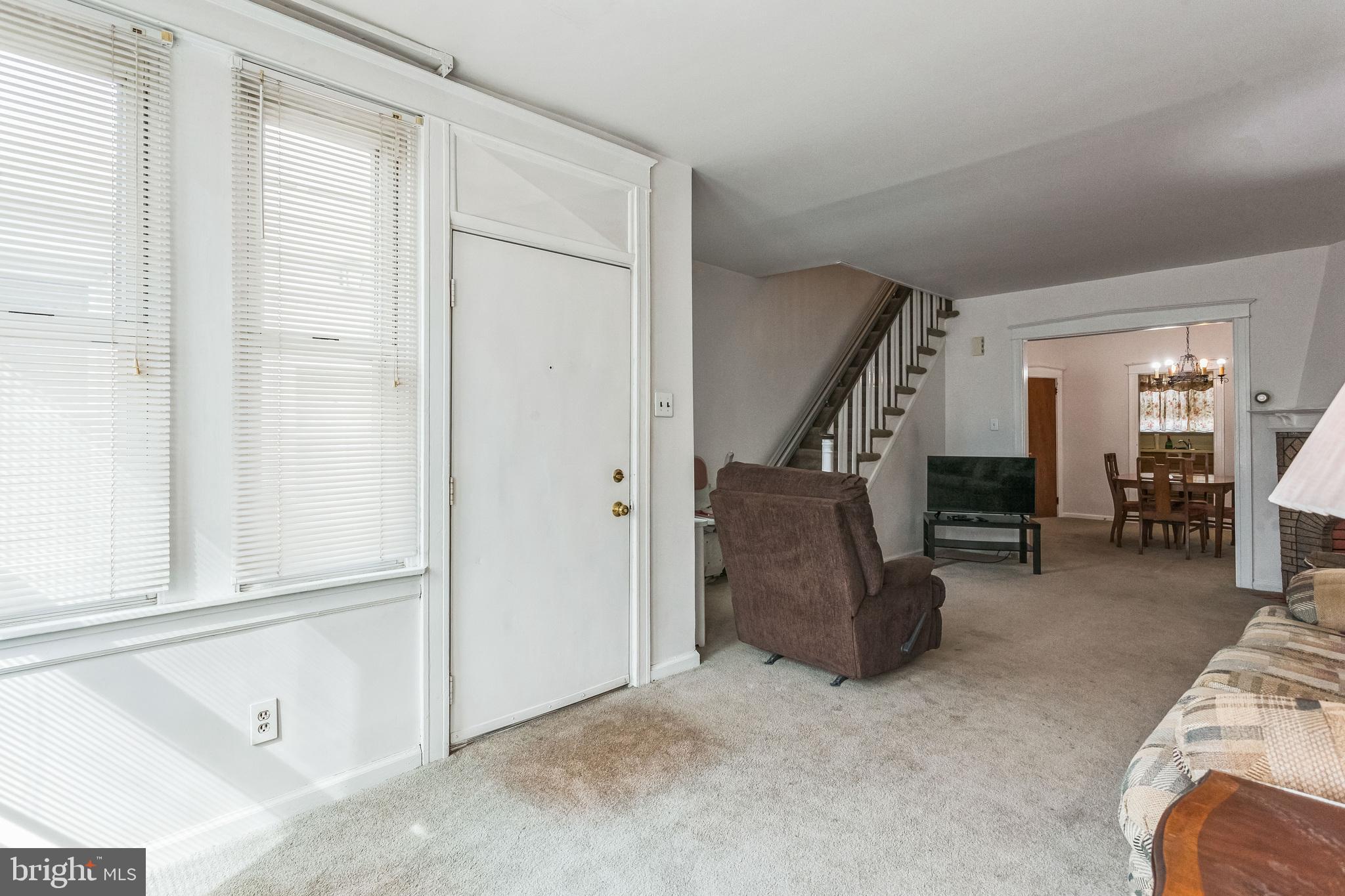 628 Gerhard Street Philadelphia, PA 19128 - Photo 4 of 27