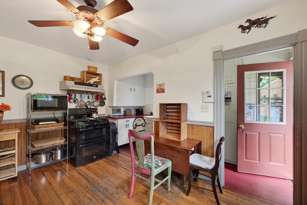 34 Bridge Street Fairhaven, MA 02719 - Photo 7 of 34