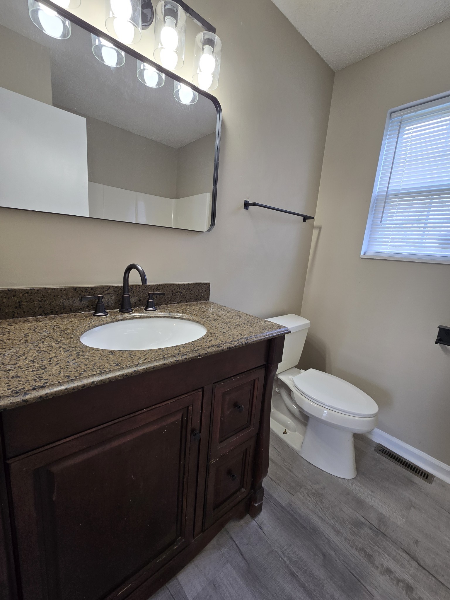 415 Carter Road Clarksville, TN 37042 - Photo 17 of 21