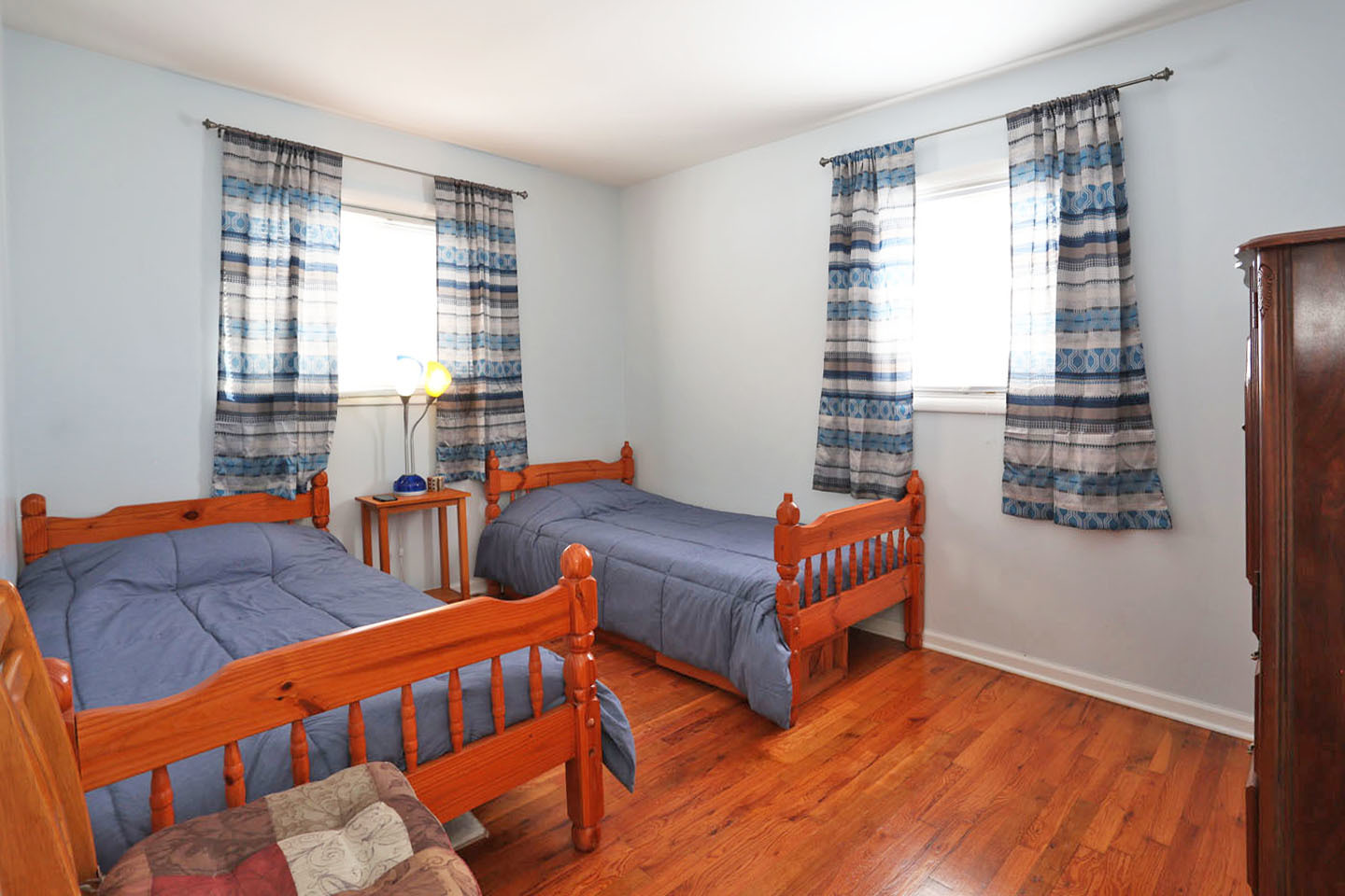 640 Edgemont Lane Hoffman Estates, IL 60169 - Photo 15 of 30 a bedroom with furniture and a window