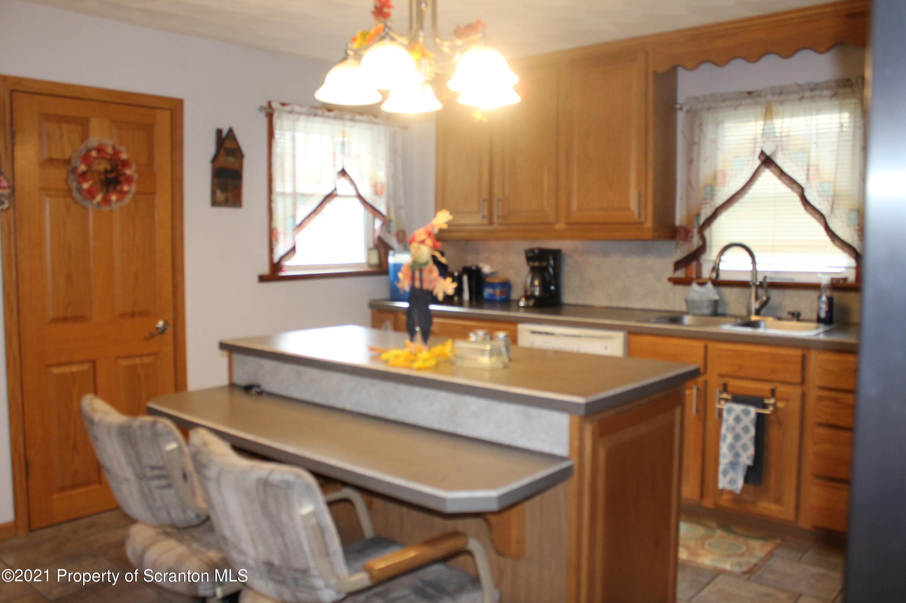 1677 Highway 502 Moscow, PA 18444 - Photo 3 of 23 Gallery Image 3
