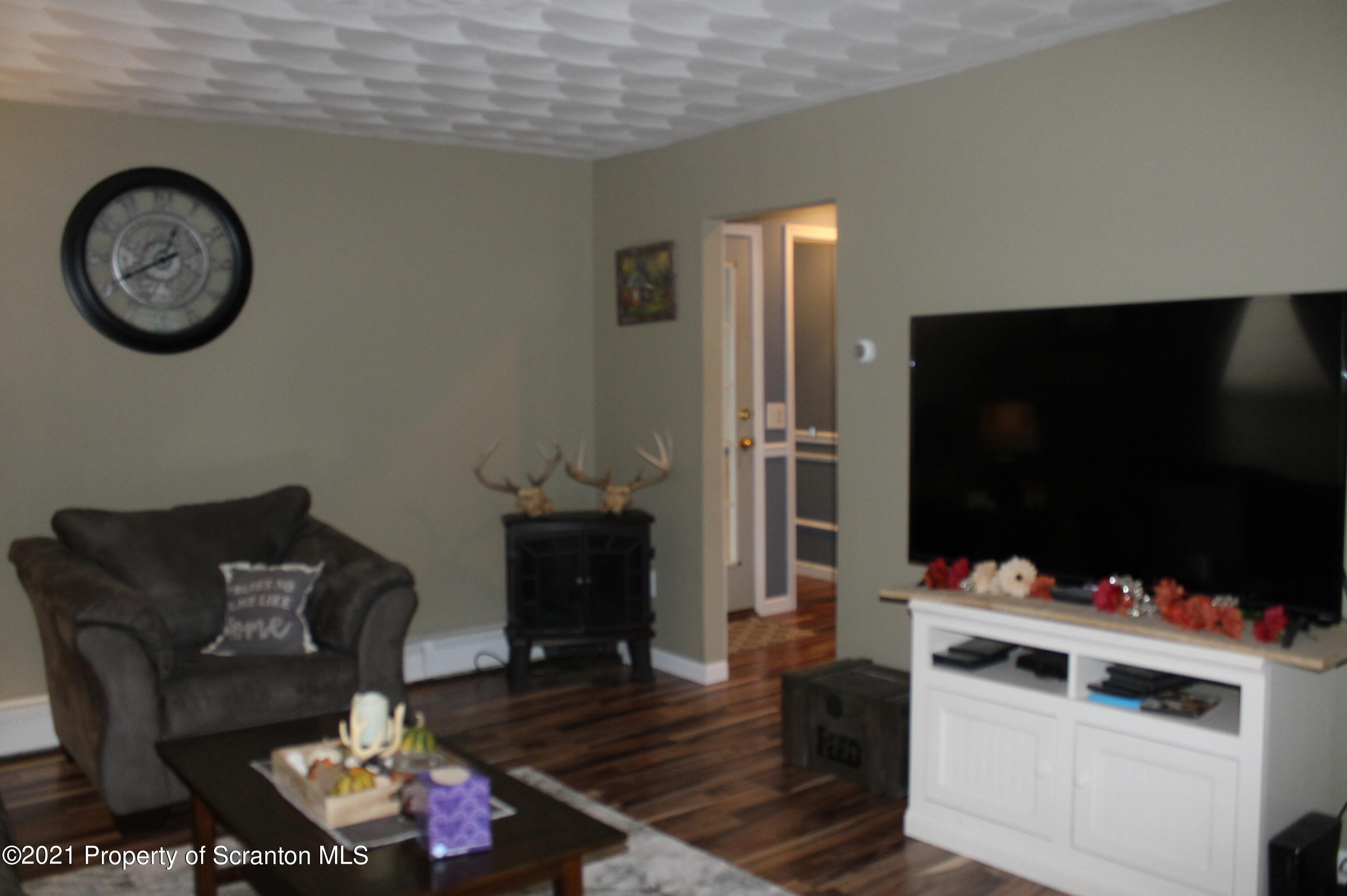 1677 Highway 502 Moscow, PA 18444 - Photo 7 of 23 Gallery Image 7