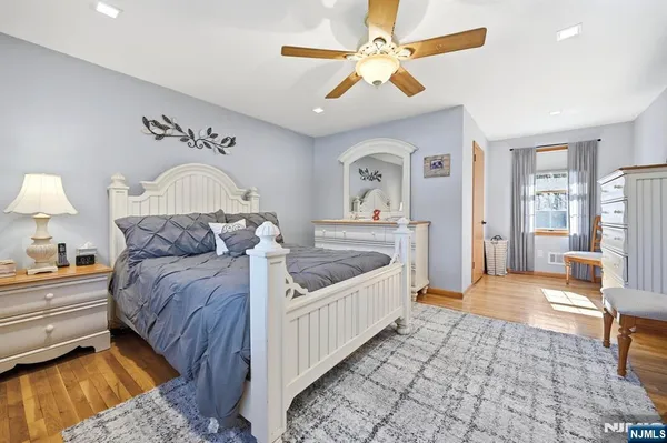 $849,900 | 165 Page Drive, Oakland, NJ 07436