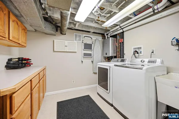 $849,900 | 165 Page Drive, Oakland, NJ 07436