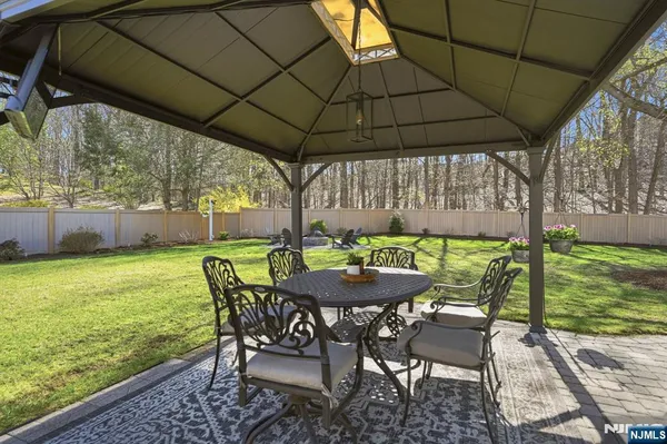 $849,900 | 165 Page Drive, Oakland, NJ 07436