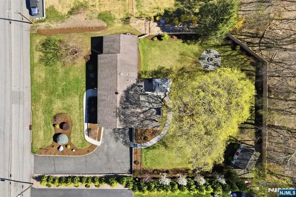 $849,900 | 165 Page Drive, Oakland, NJ 07436