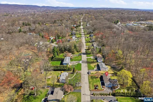 $849,900 | 165 Page Drive, Oakland, NJ 07436