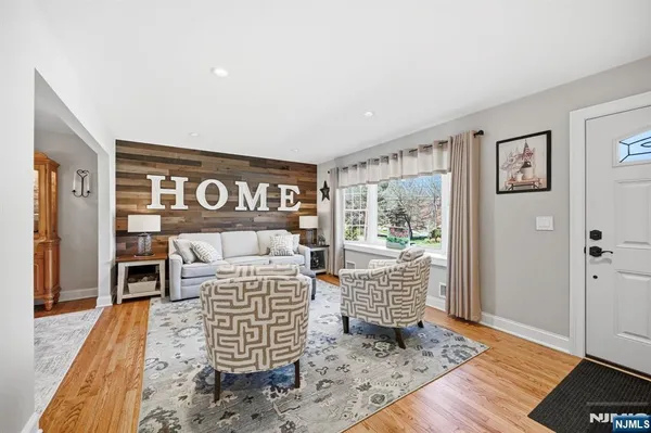 $849,900 | 165 Page Drive, Oakland, NJ 07436