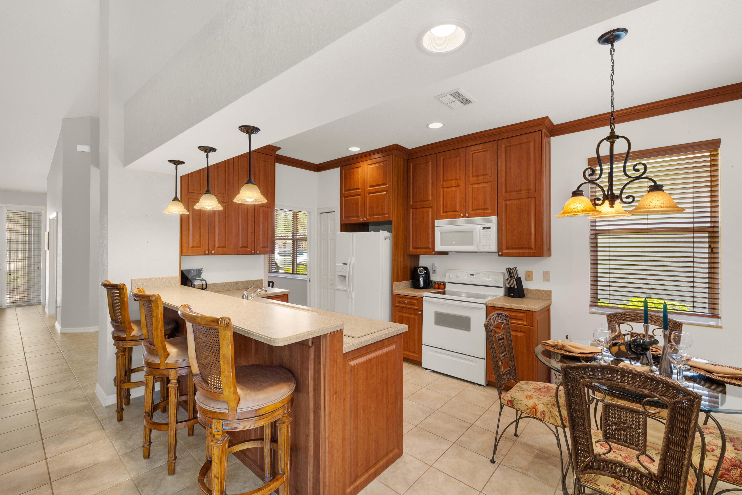 1409 Athol Way Naples, FL 34104 - Photo 15 of 47 11-Breakfast Bar