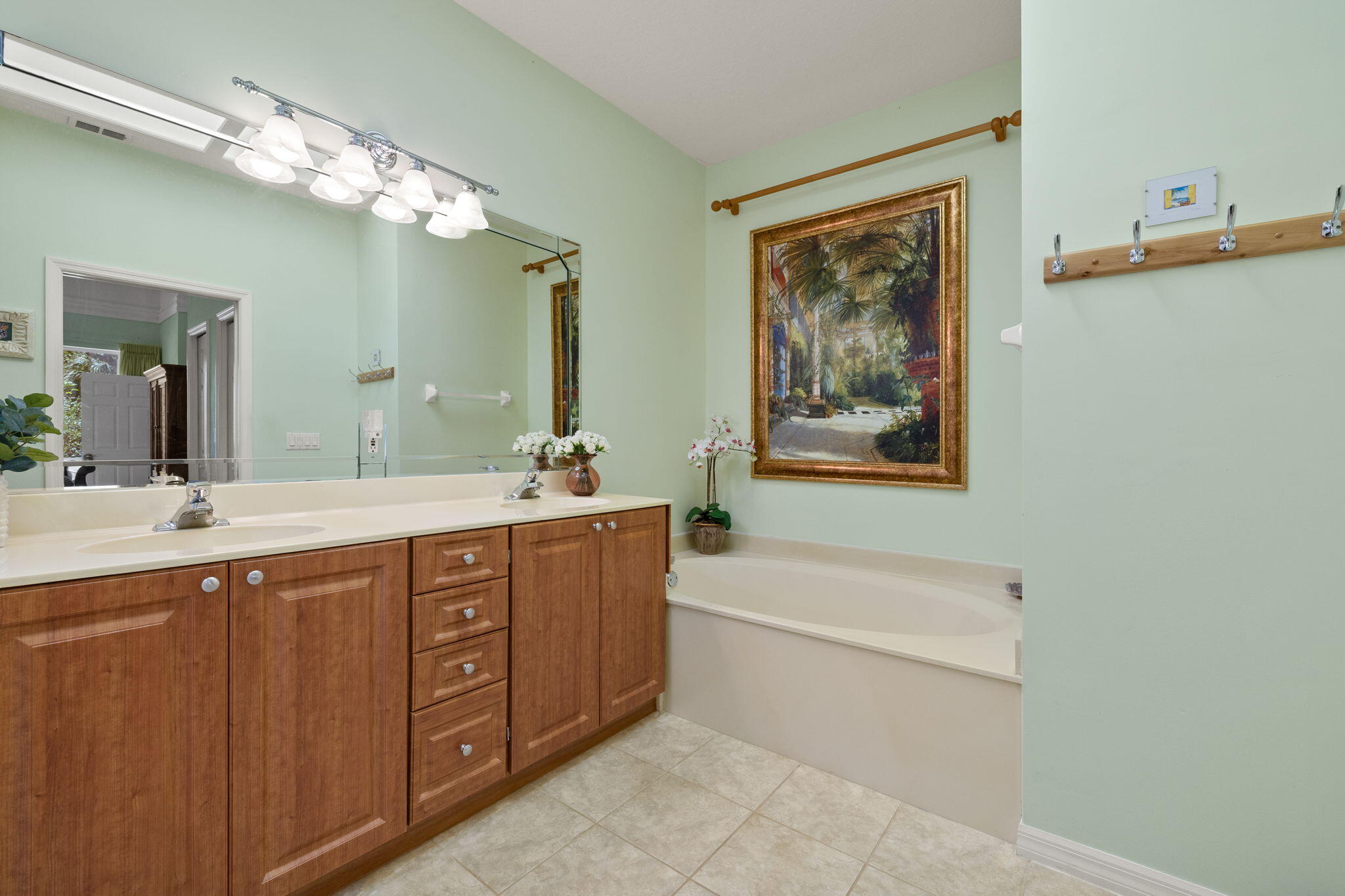 1409 Athol Way Naples, FL 34104 - Photo 25 of 47 19-Primary Bathroom 1 of 2