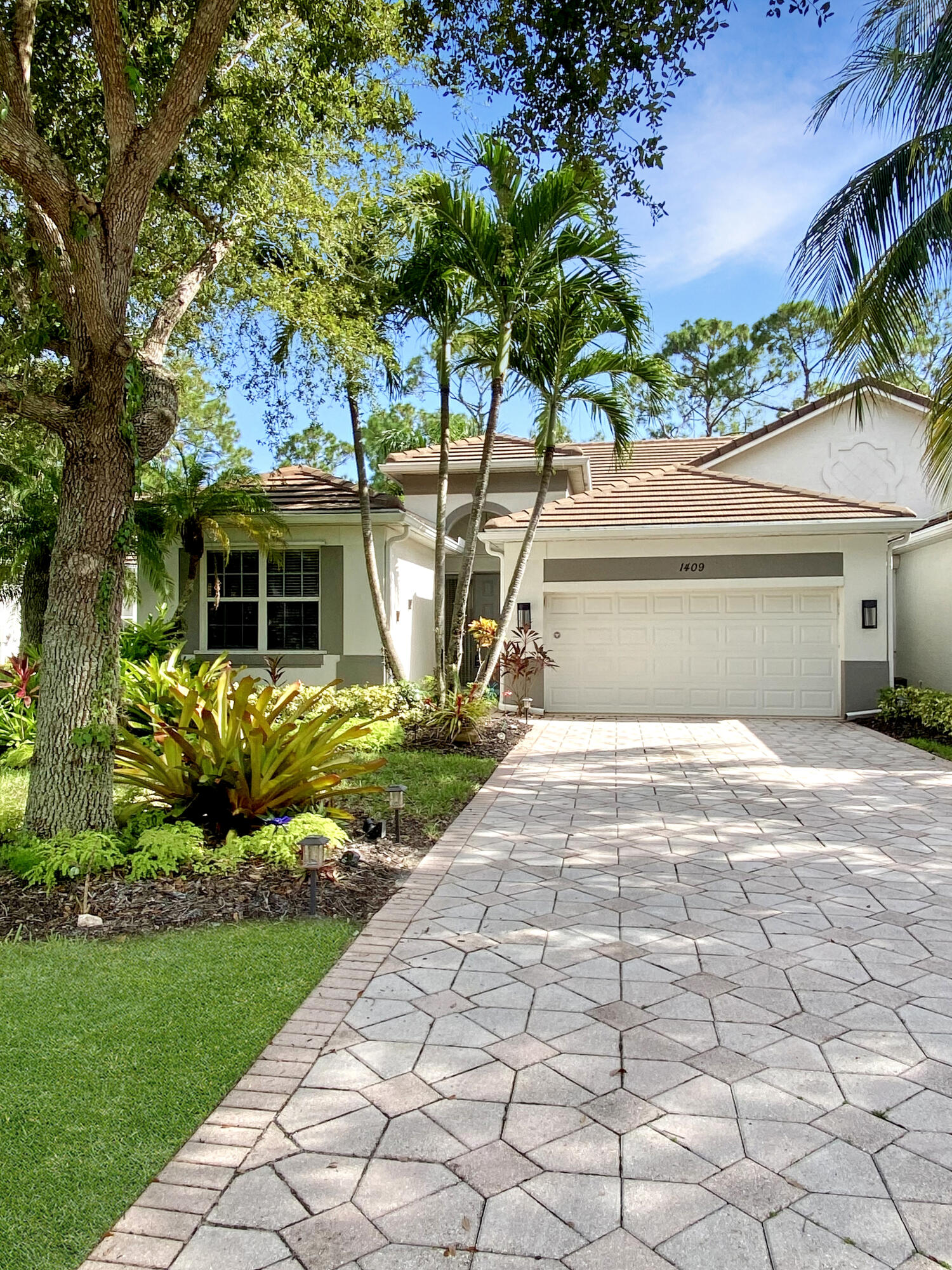 1409 Athol Way Naples, FL 34104 - Photo 47 of 47 37fde38f350a9ffb137a4224ab7332fdc39d30fe